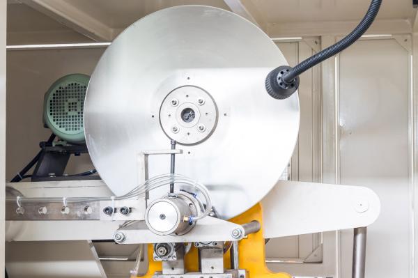 High Speed Double Channel Small Toilet Paper Roll Kitchen Towel Paper Log Saw Cutting Machine