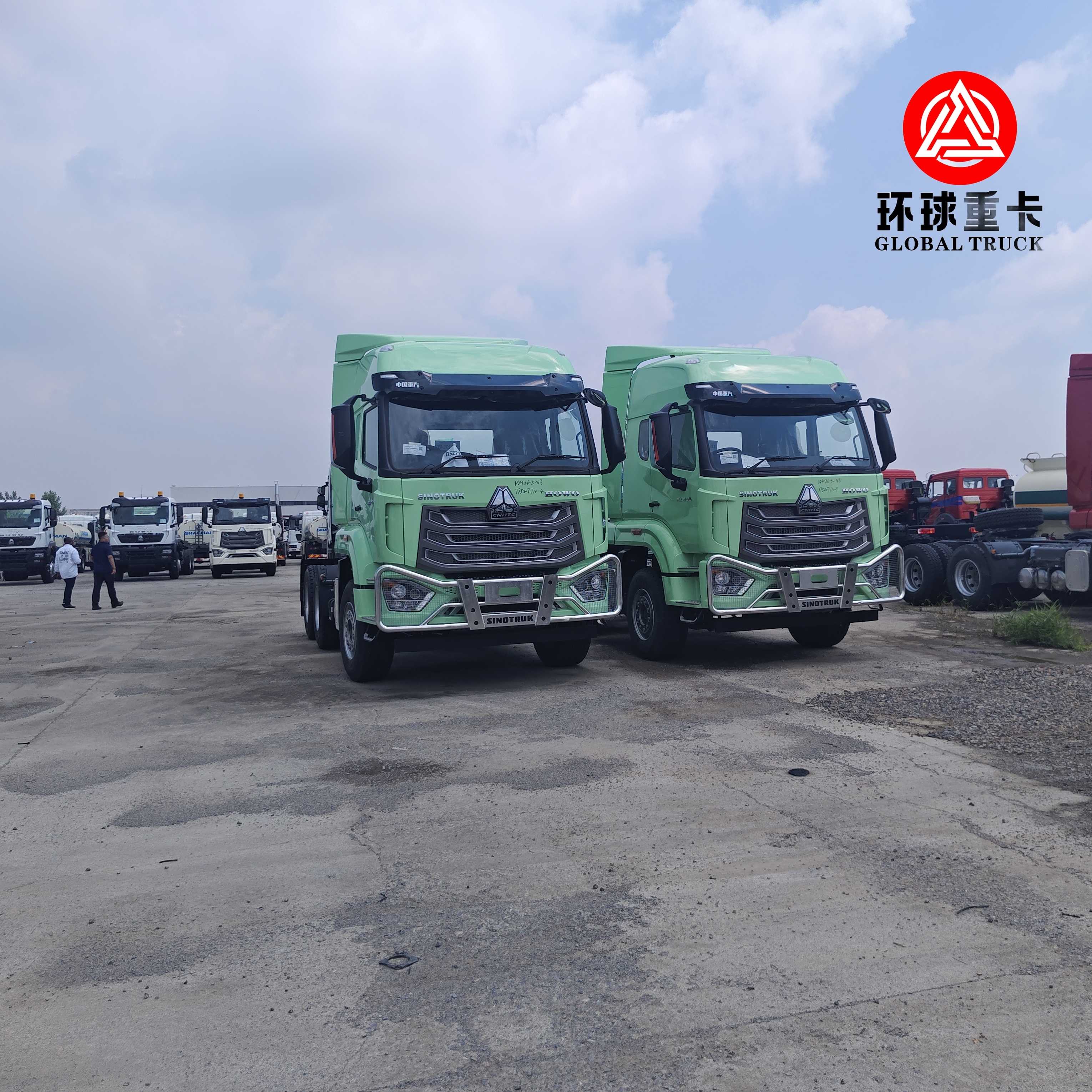 Sinotruk HOWO NX 430HP 6x4 Drive Configuration Heavy Duty Tractor Truck Prime Mover for International Logistics