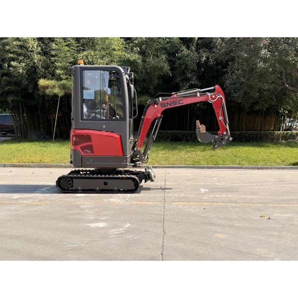1.5 Ton Mini Excavator  | Compact Hydraulic Digger For Farm And Construction