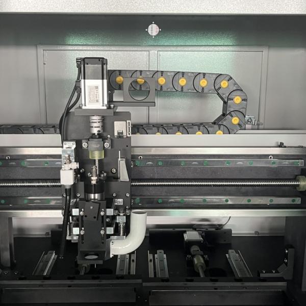 Machine intégrée de routeur de carte PCB Depaneling avec l'axe de KAVO, carte PCB Depanelizer