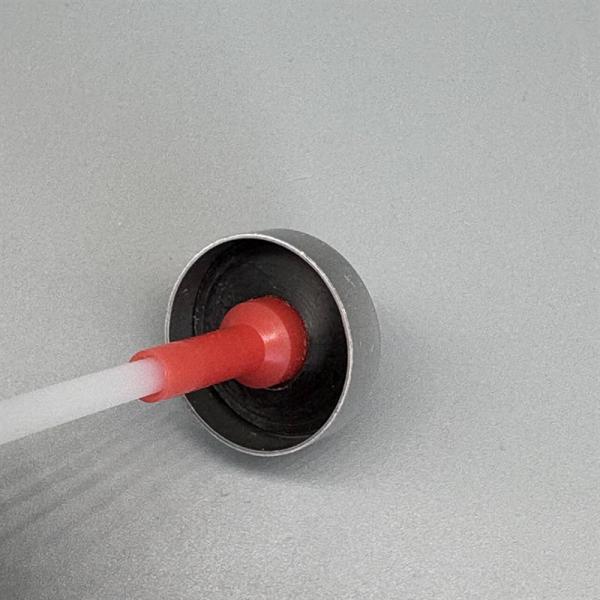 Valve sanitaire pour le dosage de liquide de précision dans les procédés de laboratoire et pharmaceutiques avec une précision certifiable