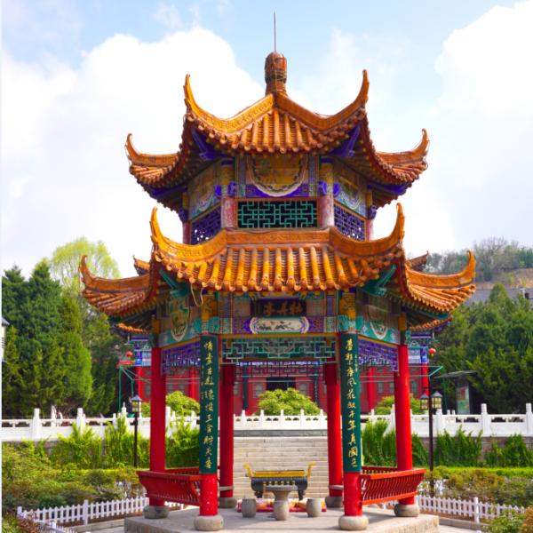 Carreaux d'argile dans le style chinois de la pagode classique