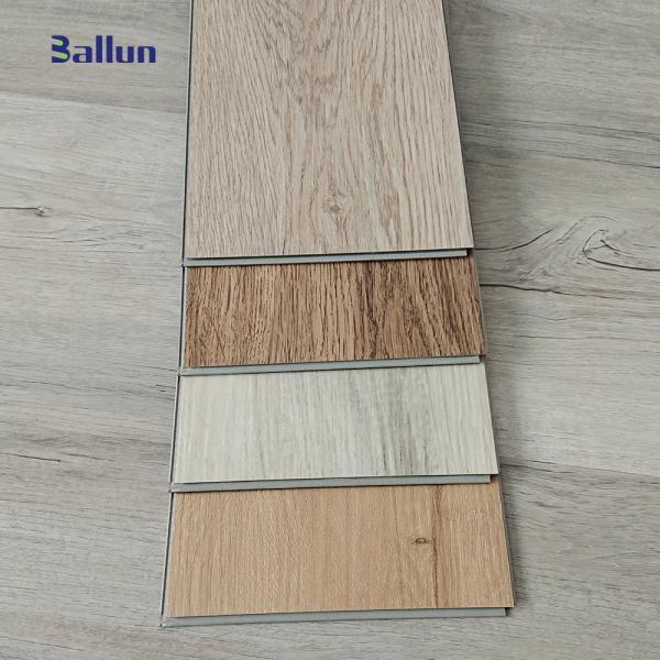 Piso de vinil SPC à prova d'água Clique em Planca Material de PVC estilo de design contemporâneo