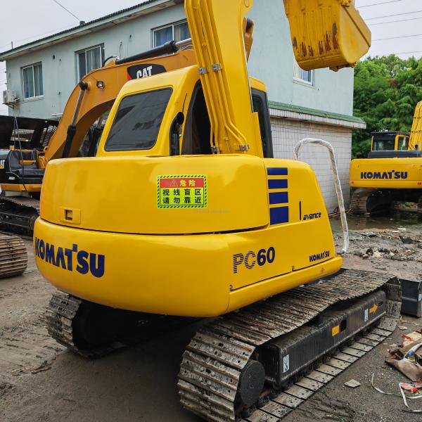 Second Hand Crawler Excavator Japan Made Used Komatsu Pc60-7 6 Ton