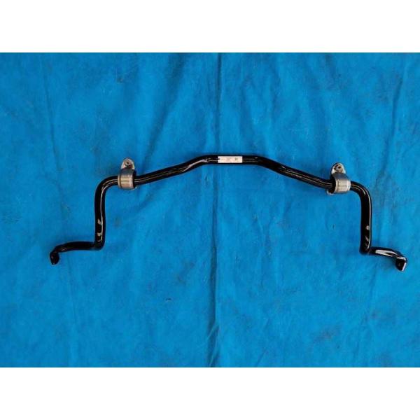 Geely Xingyue l High-strength alloy black front stabilizer used to stabilize the body and chassis