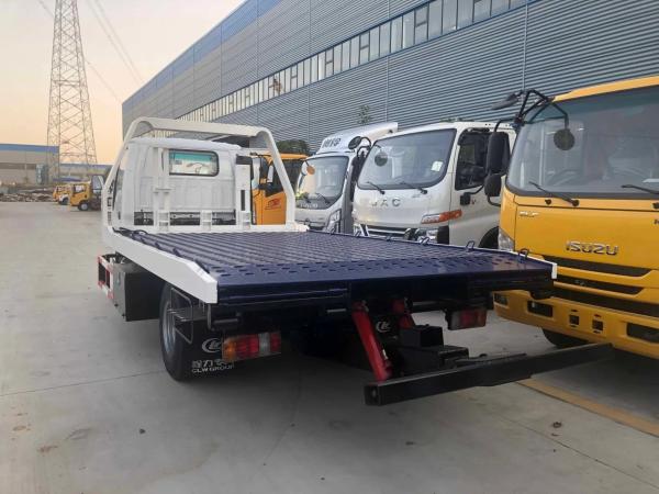 4tons 5tons 6tons 8tons Recovery Tow Truck , Wrecker Body And Truck 130HP