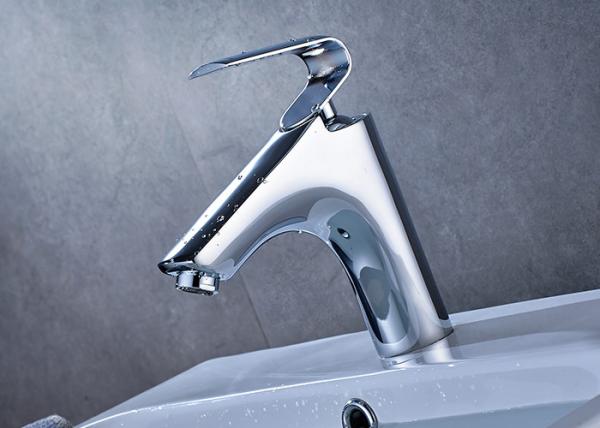 CUPC Single Handle Bathroom Basin Faucets Surface Chromed ROVATE CE Compliant