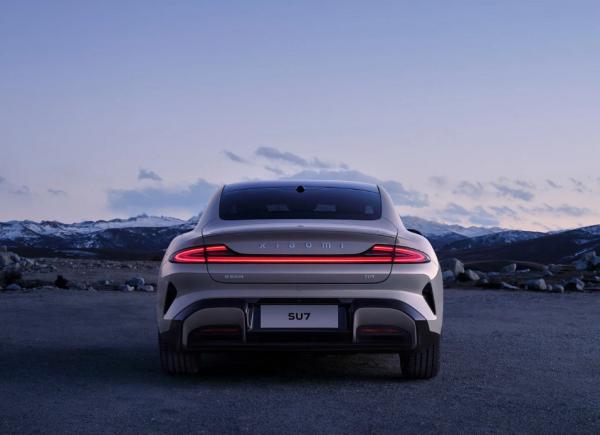 High Speed Pure New Energy Electric Vehicle Car Xiaomi SU7 Pro Sedan EV New Car