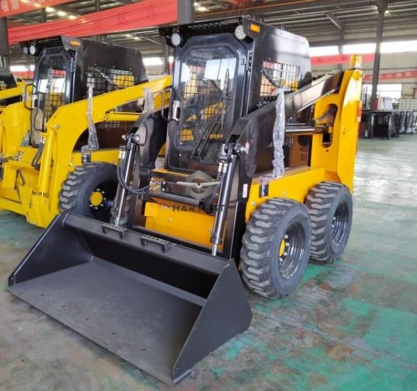 Yanmar Engine 950kg Skid Steer Loader 0.5m3 JC65 with Sweeper Hot Sale In El Salvador