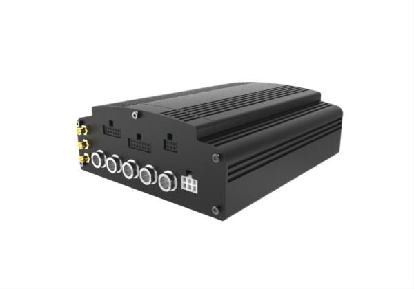 SD Mobile Vehicle DVR 4 Cameras Input Linux Operating System Support Max 2TB 4*720P  Multi Language Security Policecar