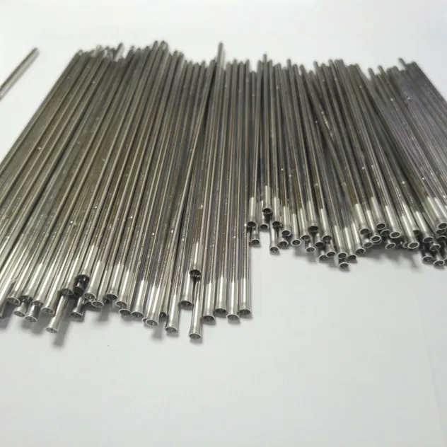 Bouche de tuyau en acier inoxydable expansé avec finition sablée lisse