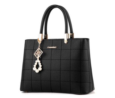 Square Shape Leather Shoulder Handbags , Soft Leather Shoulder Bags For Womens 