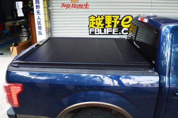 Powder Coated 4X4 Accessories Pickup Truck Bed Cover for Toyota Hilux Revo Double Cab