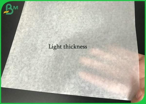 Papier résistant de graisse blanche, papier d'emballage de la catégorie 30g comestible pour la cuisson de nourriture