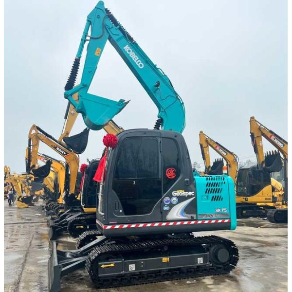 Little Used Excavator Kobelco SK75 Crawl Excavator 0.4m3 Bucket Capacity 0.7tons