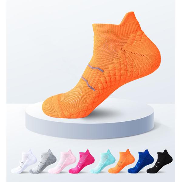 Anti Slip Padded Athletic Socks Cotton Ankle Running Sports Socks Custom Logo
