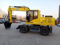 92 KW エンジン 輪付き ミニ掘削機 マックス 掘削半径 8000MM 9.00-20/8 タイヤ