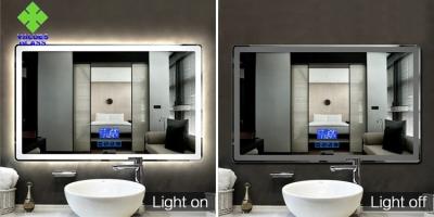 IP44 Rating LED Lighted Bathroom Mirror Wall Mount Silver Mirror Raw Material