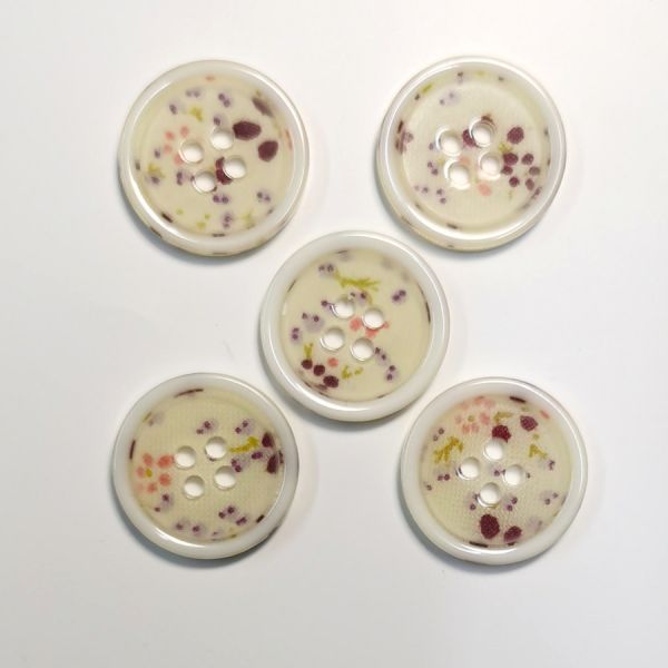 Customizable 8mm - 28mm Resin Buttons Mixed Color For Fashion Garments