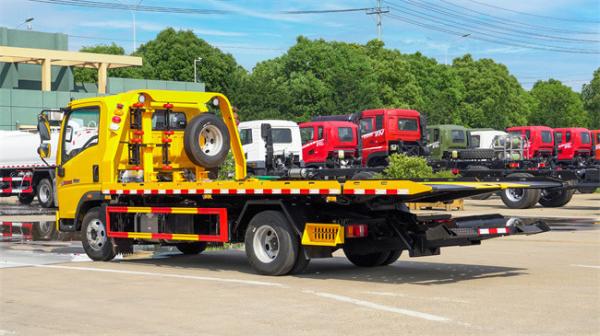 Chinese Famous Heavy Duty Truck Towing 4 Ton Rollback Tow Truck