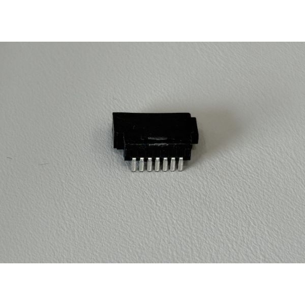 7 Pin SATA Female Connector for Wire Solder Cable, Gold Plated Electrical Signal Terminals, PCB Power Transmission Customization for Server, Automotive and Industrial Devices Applications