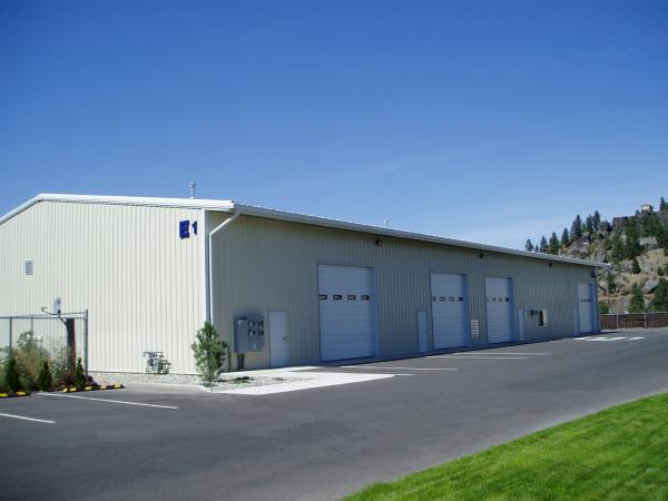 Oficina de estruturas pré-fabricadas de aço de estilo industrial Armazém para necessidades de ginásio