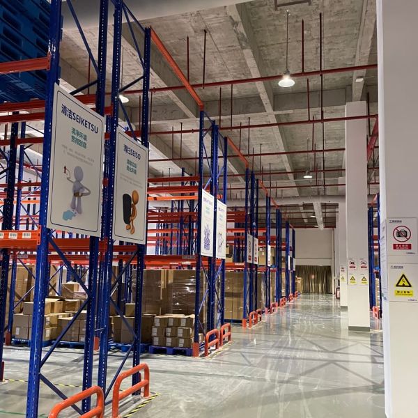 Heavy Duty Selective Pallet Rack with Q235B/Q355B Steel and Powder Coated Finish for 2-6 Levels Warehouse Storage