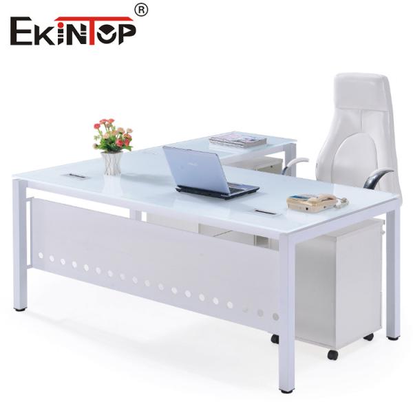 Прозрачный стол синего стекла для офисного здания с ногами металла