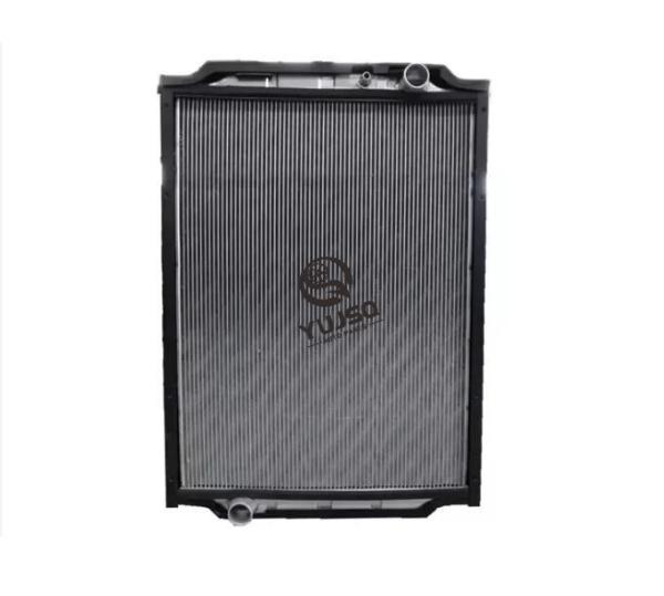 Radiateur Mercedes-Benz Atego 9405000403, noyau en aluminium et réservoirs en plastique