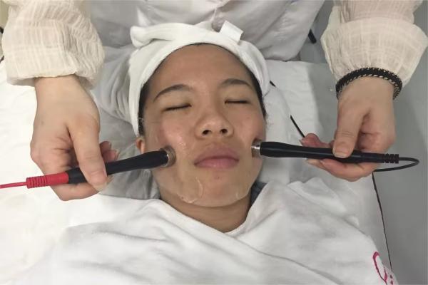 LDM Ultrasonic Rejuvenation Machine Repairing Local Skin Allergies And Body Beauty Equipment
