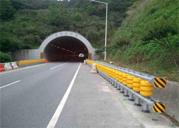A barreira do rolo da segurança rodoviária do serviço do ODM do OEM personalizou a cor
