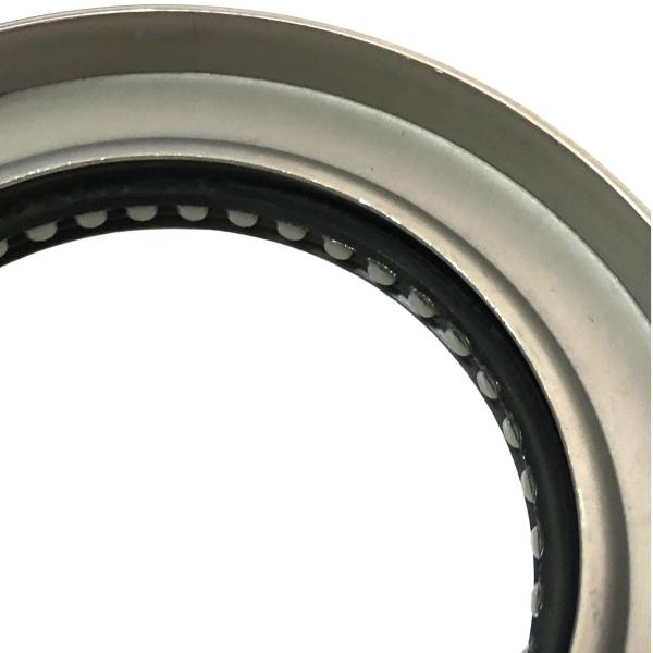 Genuine Rear Hub Inner Automotive Oil Seals BA5471E 8-97122937-0 Grease Inside