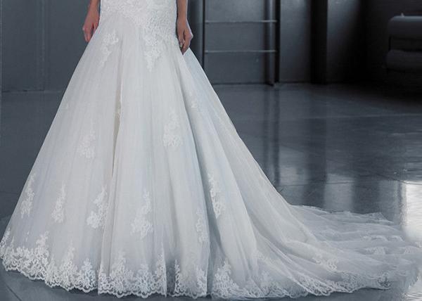 Sleeveless Lace Long Tail Bridal Gown Off White See Through Back With Buttons