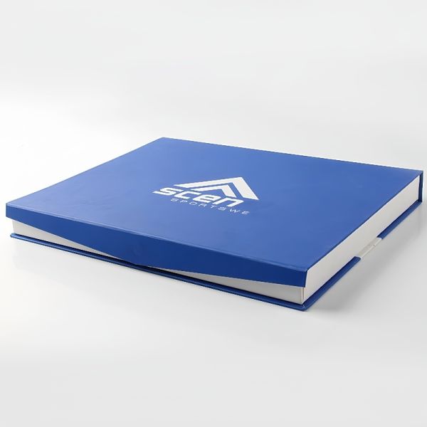 Magnetic Closure Clothes Gift Boxes Customization With Elegant Design