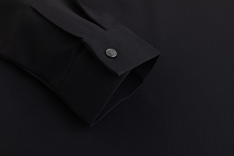Men's Textured Long-Sleeve Polo Shirt with Gradient Stripe Print and Wrinkle-Resistant Fabric