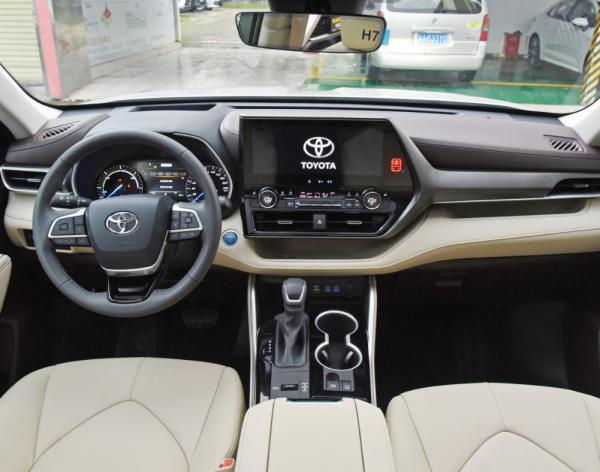 2022 elétrico com assentos SUV da porta 7 do motor 2.5L 4WD 5 do escocês dois de Toyota da gasolina