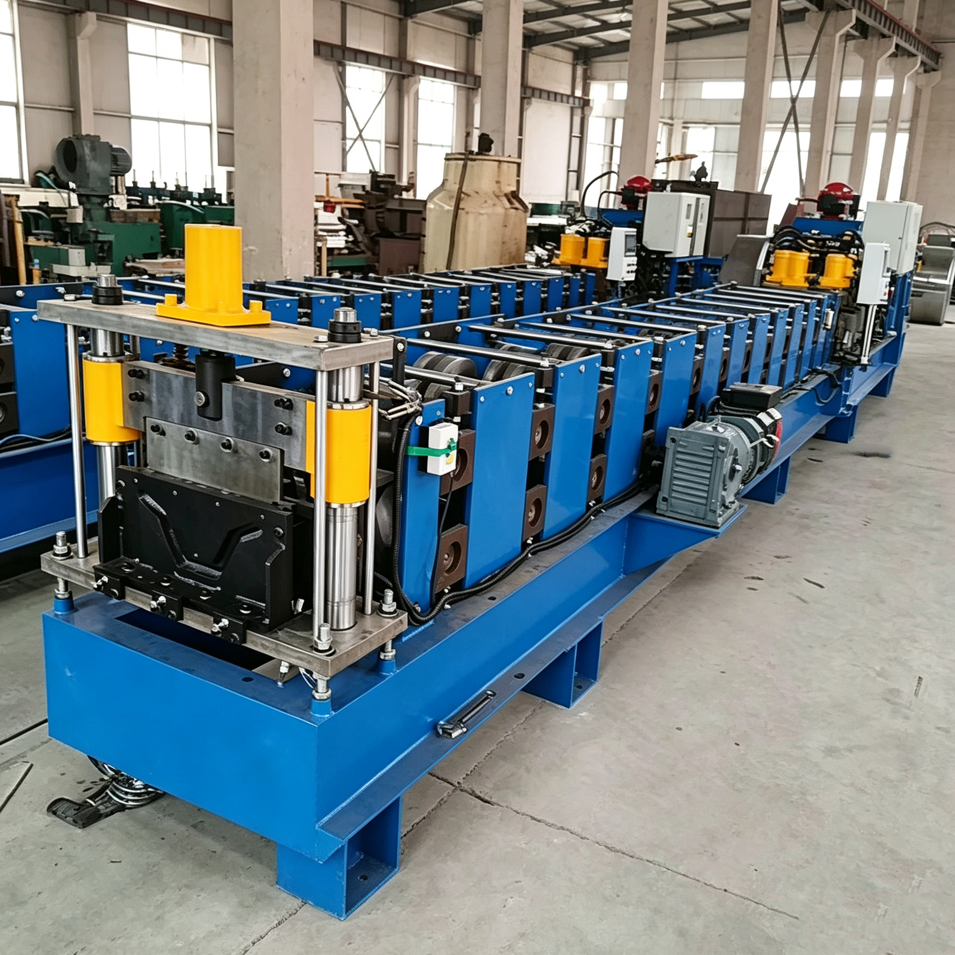 0.3-0.8mm PPGI Galvanized Sheet Aluminum Rain Gutter Roll Forming Machine Residential Commercial Building Roof Drainage Project