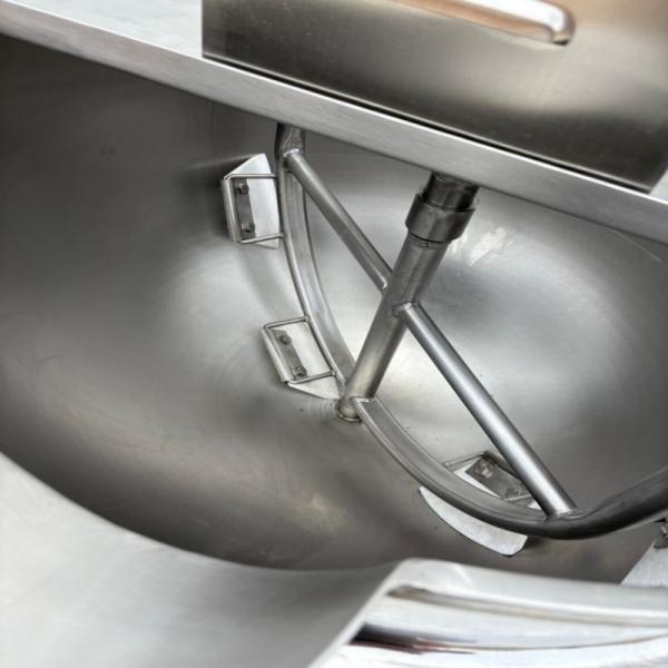 Mélangeur de bouilloire de cuisson industriel pour les applications de transformation alimentaire dans la cuisine centrale