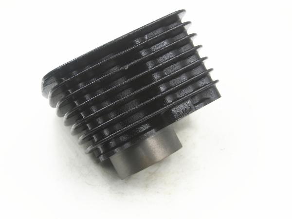 Wear Resistance Cast Iron Motorcycle Engine Block , Iron Engine Block 53mm Diameter Bajaj 100