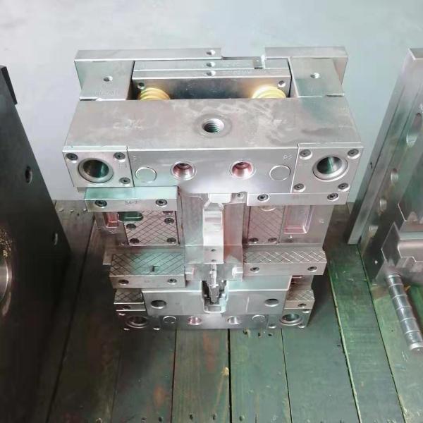 ODM DIN2312 Plastic Injection Mold For ABS Plastic Auto Parts