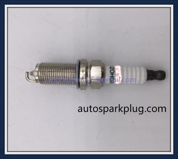 Car Engine Auto Parts Spark Plug FK20HBR11  For 90919-01249 CROWN Saloon AURION GS