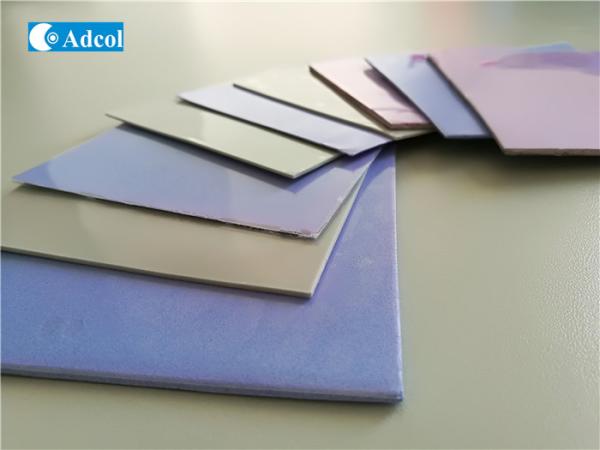 CE Material termicamente condutor, almofada de silicone térmico em produto eletrônico