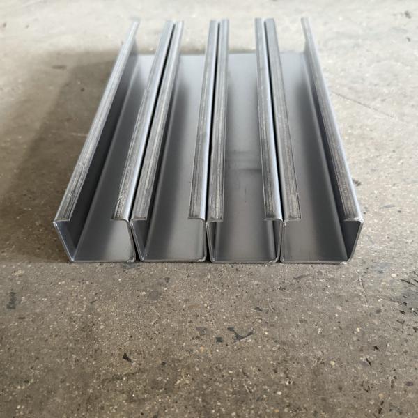South Africa Cutomzied PLC Control Steel Profile Stud Cold Roll Forming Machine
