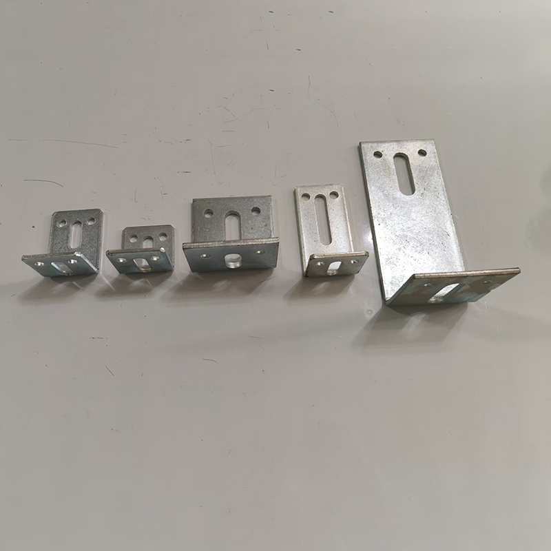 Slotted Galvanized L Angle Bracket EMT Conduit Accessories Mounting Support Bracket