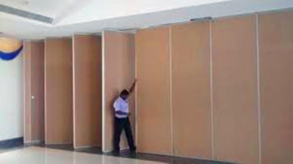 Sala de reunião pendurada superior do divisor da separação do escritório que desliza a separação de dobramento