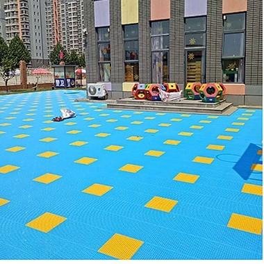 Polypropylene Interlocking Flooring Mats For Tennis Court Multicolor