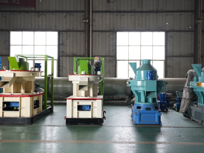 Home Small Farm Sawdust Wood Pellet Press For Making Biomass Ricehusk Grass