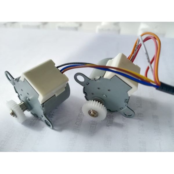 24BYJ48-818 24V High Temperature Resistance Low Noise Anti-interference Stepper Motor with 5.625°/64 Step Angle