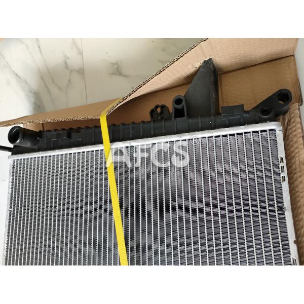 Радиатор LR021778 PCC500061 PCC500560 алюминиевый на открытие III L319 Land Rover