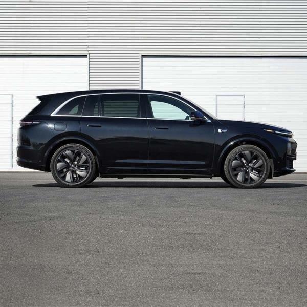 Lixiang L7 Max Level Hybrid Car Curb Weight 2460kgs SUV Range-Extended Electric Vehicle